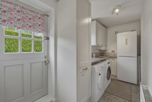 Photo 21- click for photo gallery